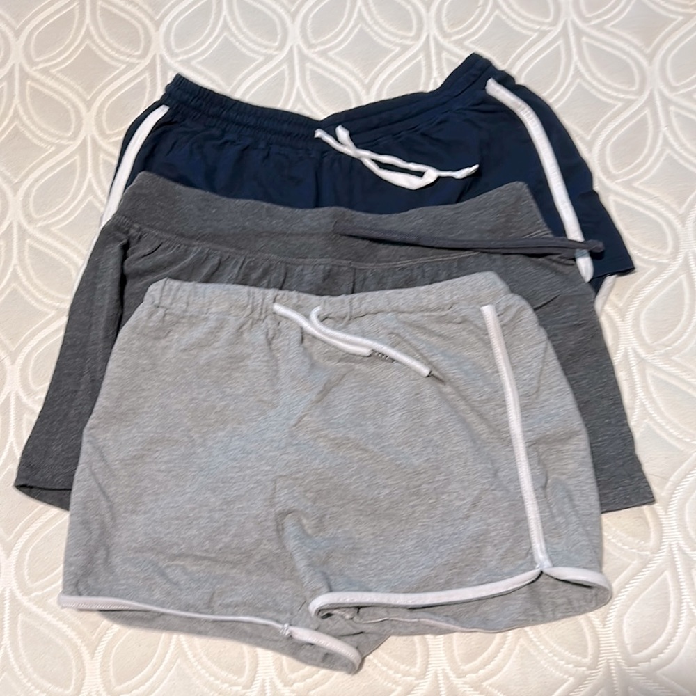 BUNDLE of shorts